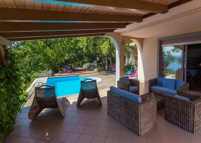 Djusi 公寓 德拉马利