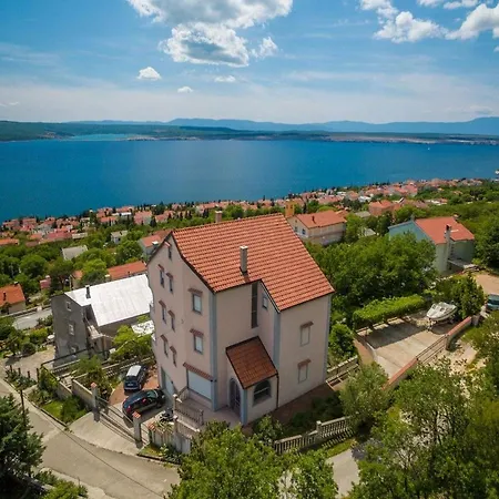 Djusi Apartment Dramalj