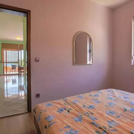 Apartment Djusi Dramalj
