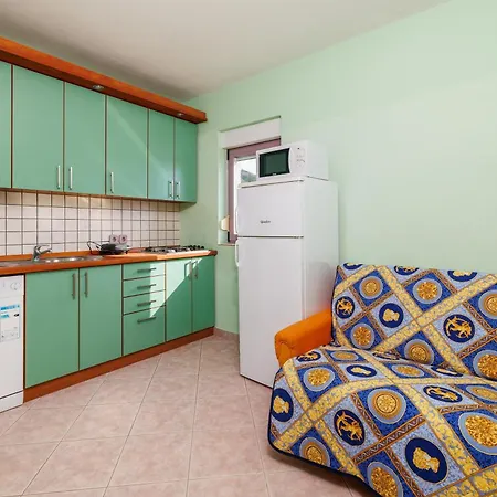 Djusi Apartment