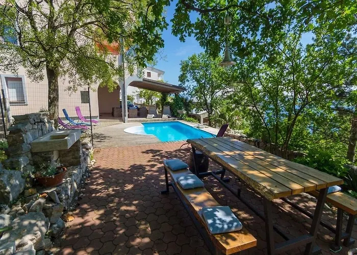 Appartement Djusi