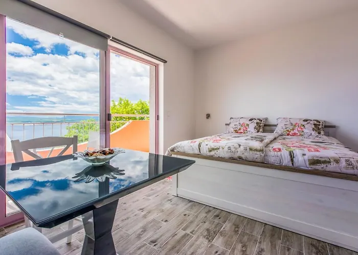 Appartement Djusi *